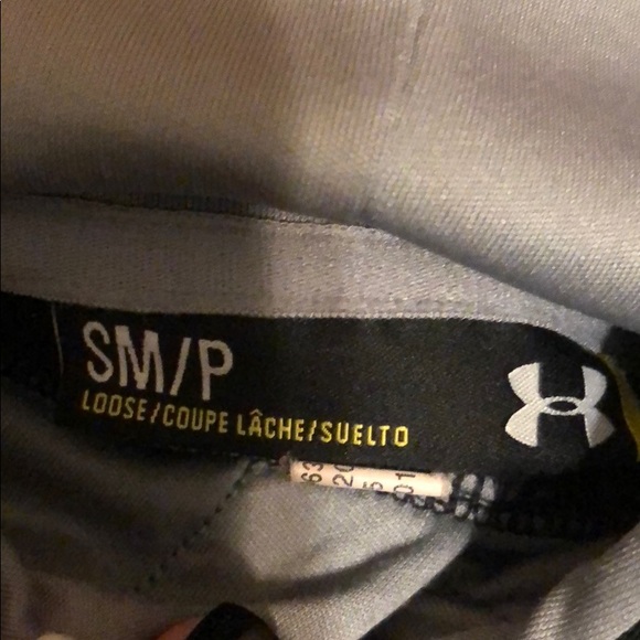 Under armour hoodie - Picture 3 of 4
